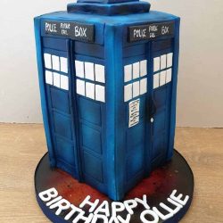 Tardis Cake